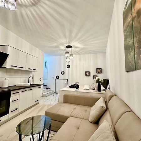 Studio Apartment Moro 2 Piran Bagian luar foto